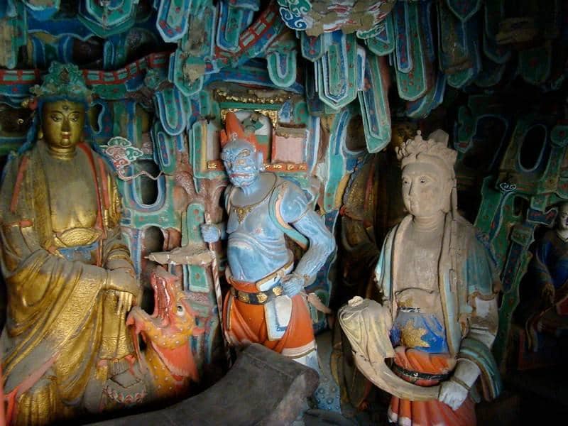 Ilustrasi xuankong si yang jadi kuil tiga agama tanpa konflik