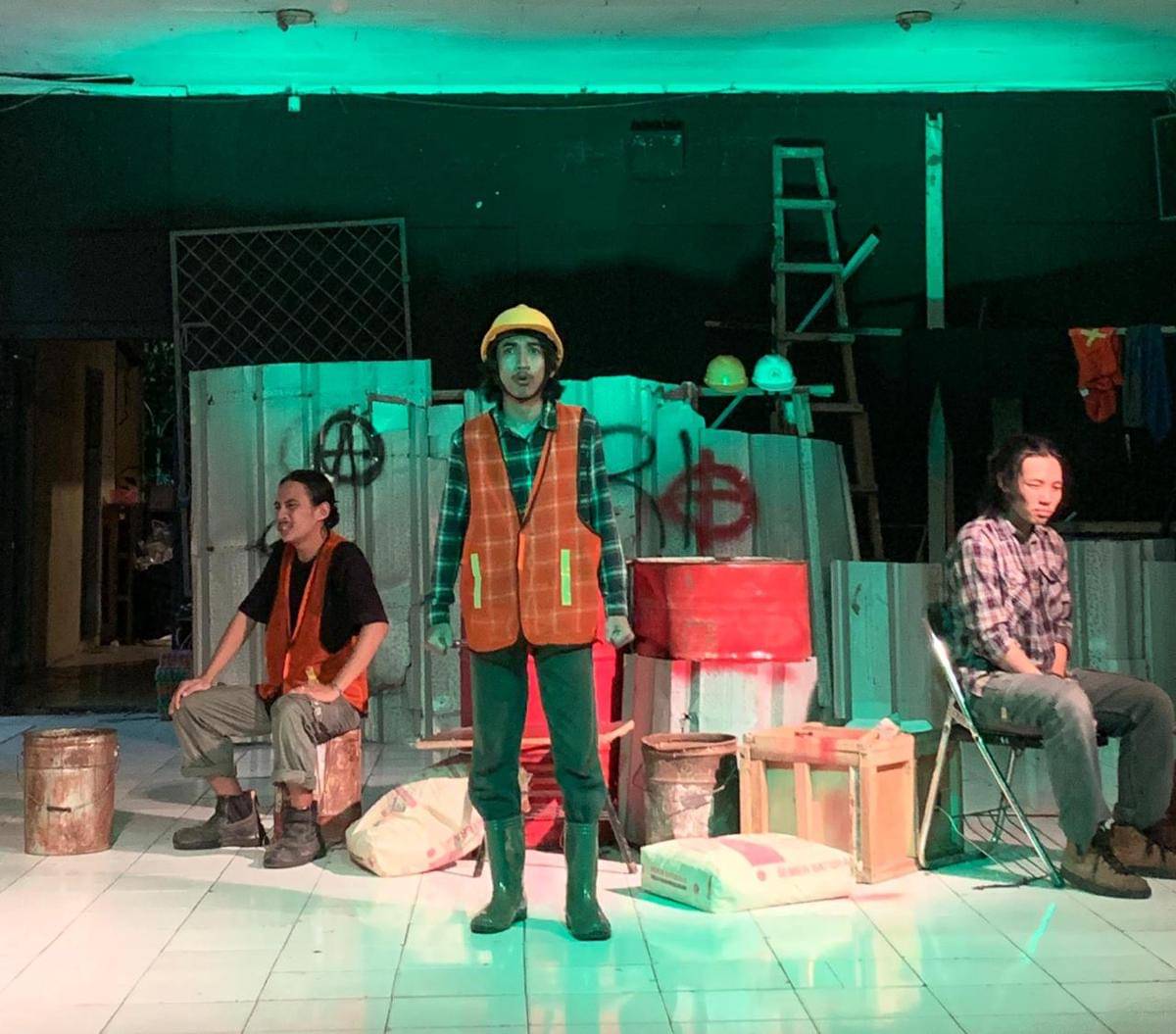 Teater Kurusetra Unit Kegiatan Mahasiswa Bidang Seni (UKMBS) Universitas Lampung (Unila) 