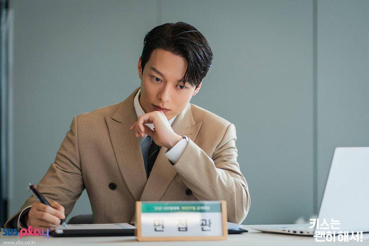 Cuplikan drama Korea Dynamite Kiss