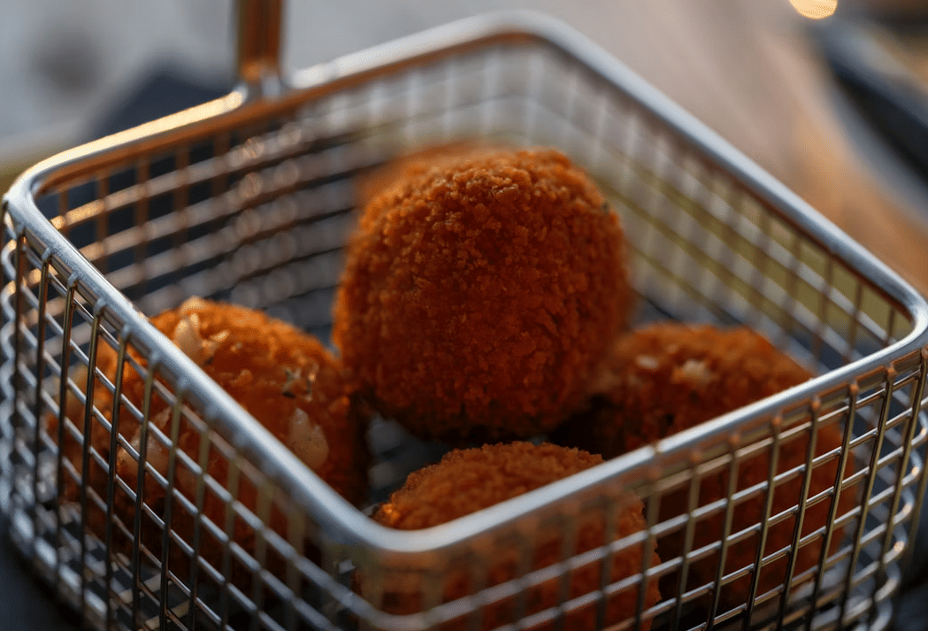 ilustrasi tiriskan ayam