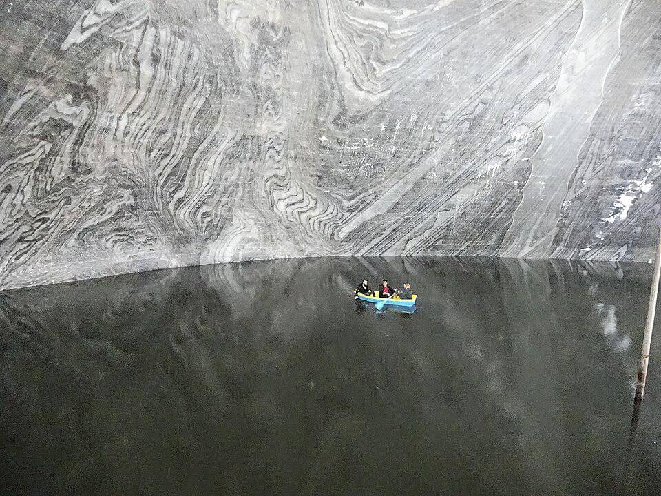 Danau Bawah Tanah Salina Turda