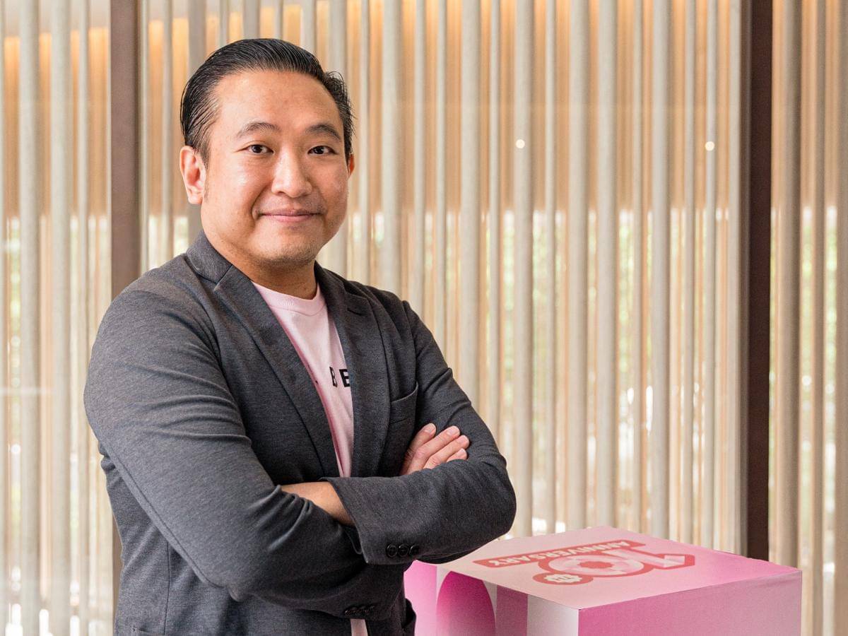 Co-Founder & CEO Social Bella, Christopher Madiam