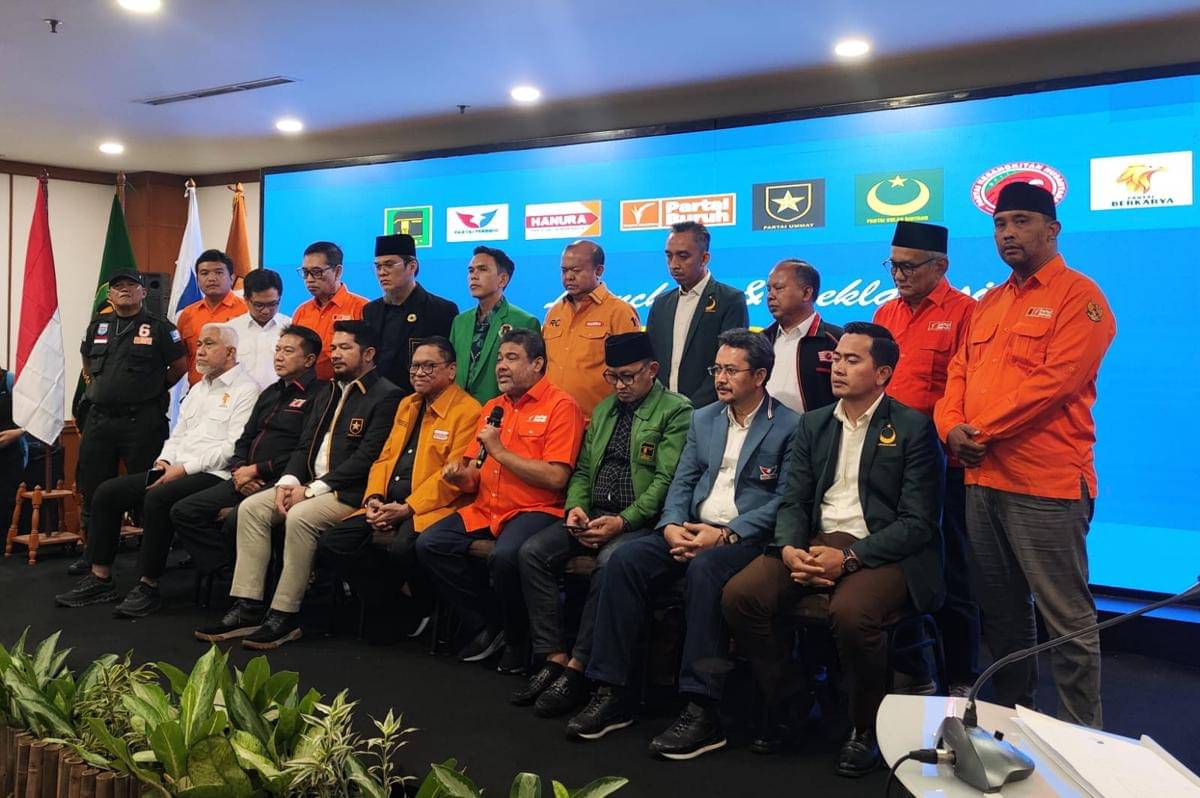 Delapan partai politik (parpol) nonparlemen secara resmi membentuk Sekretariat  Bersama Gerakan Kedaulatan Suara Rakyat