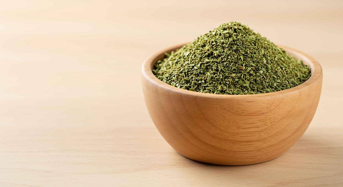 ilustrasi basil kering