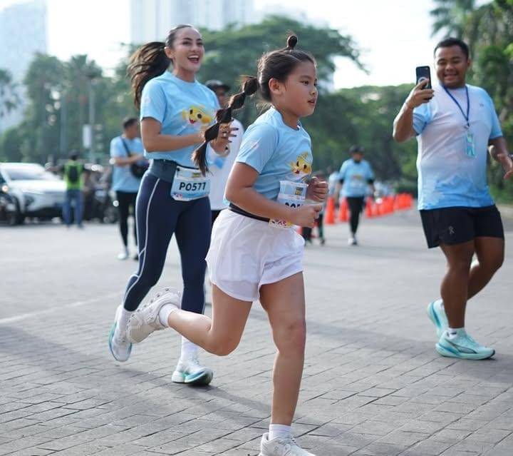 potret Yaya ikut Baby Shark Run 2025