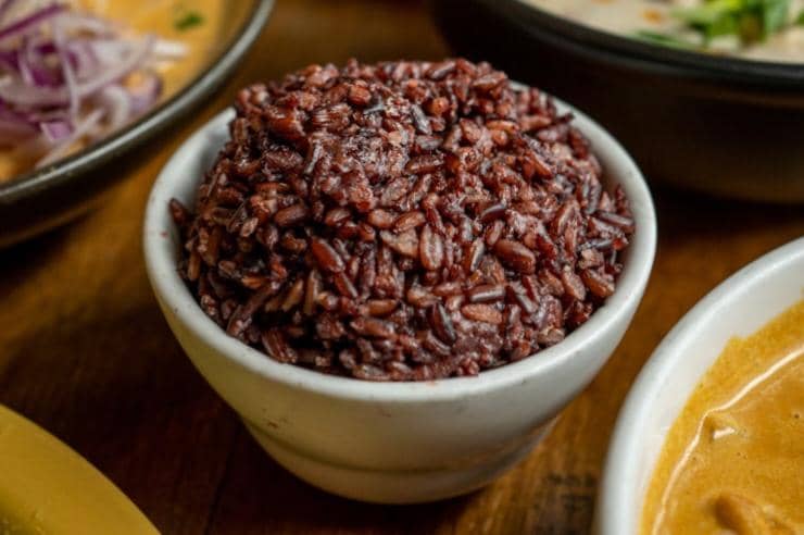 ilustrasi nasi merah