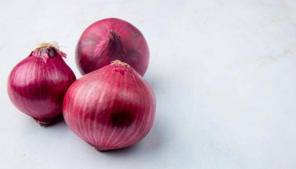 ilustrasi bawang merah yang sudah didinginkan