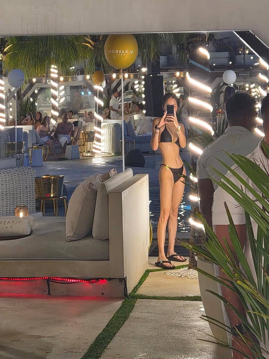 potret Soyou SISTAR liburan di Bali