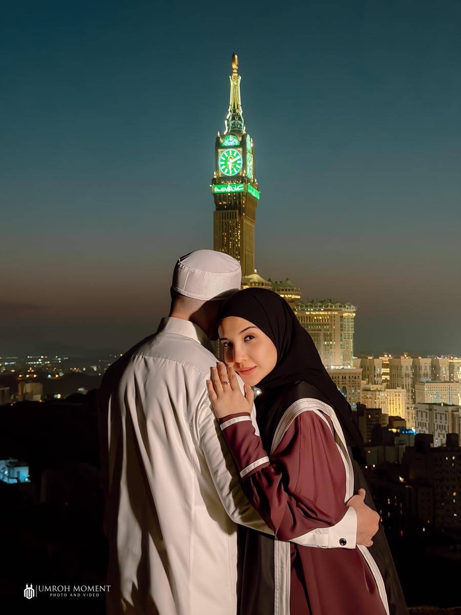 Maternity Zaskia Sungkar di Jabal Khandamah Makkah