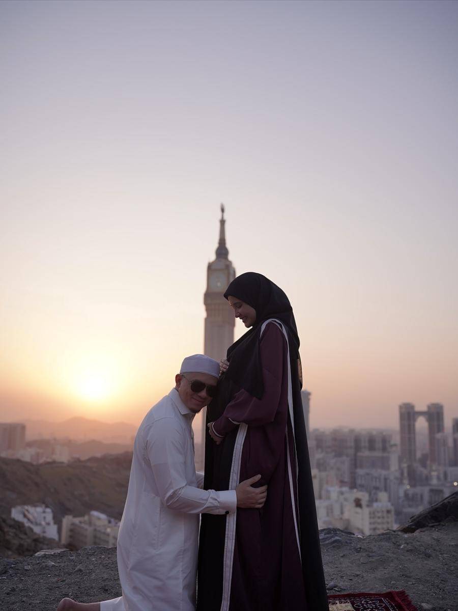 Maternity Zaskia Sungkar di Jabal Khandamah Makkah