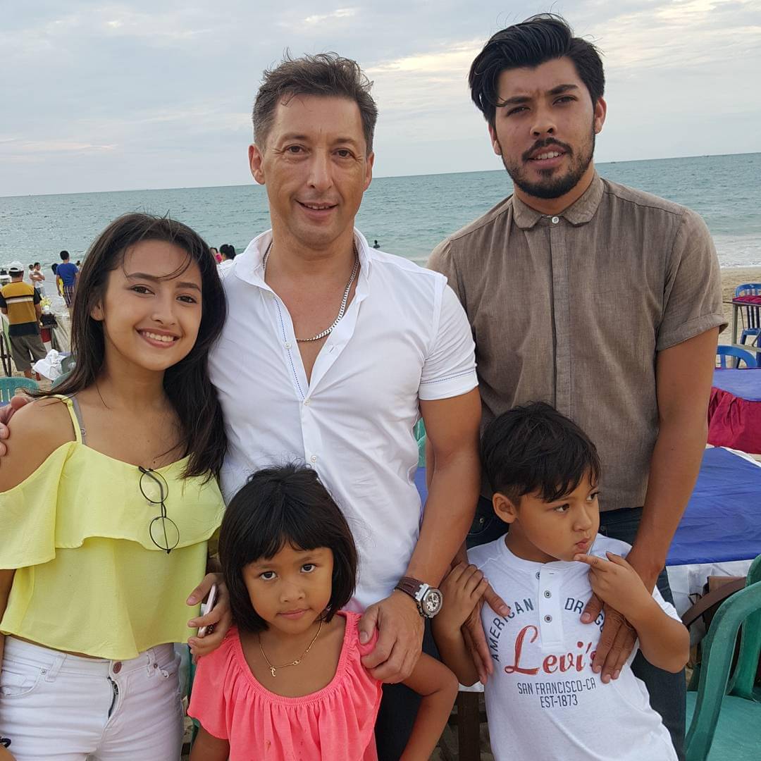 potret kedekatan Jennifer dan Diego Coppen 