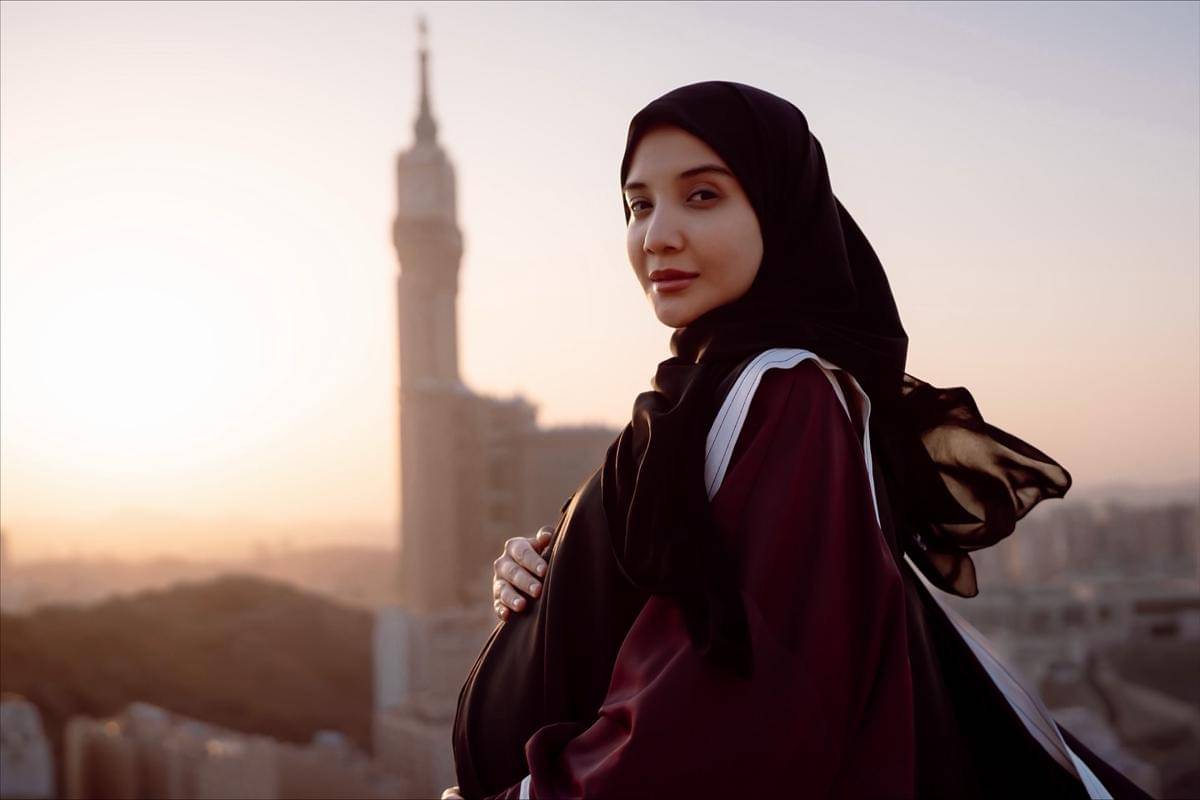 Maternity Zaskia Sungkar di Jabal Khandamah Makkah