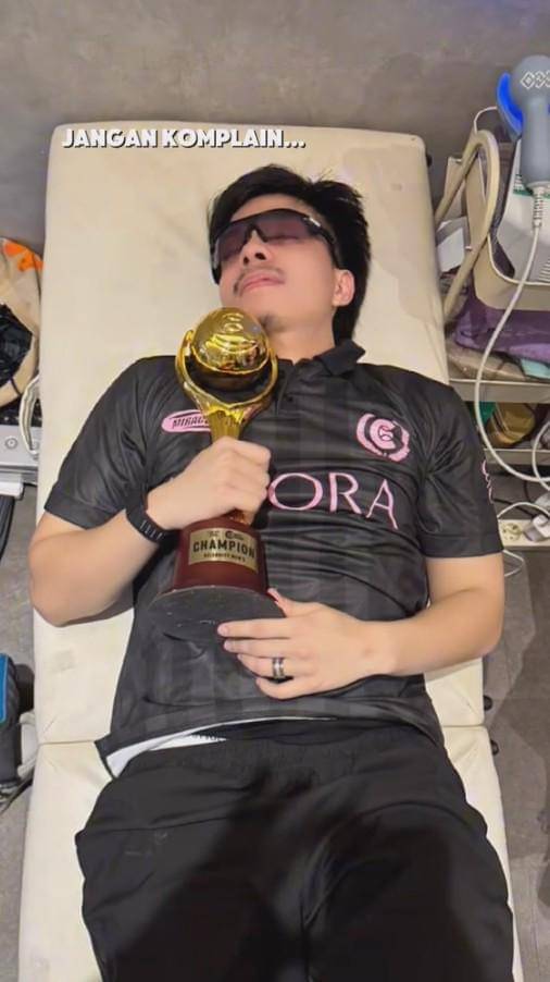 Atta Halilintar Alami Cedera saat Turnamen Padel