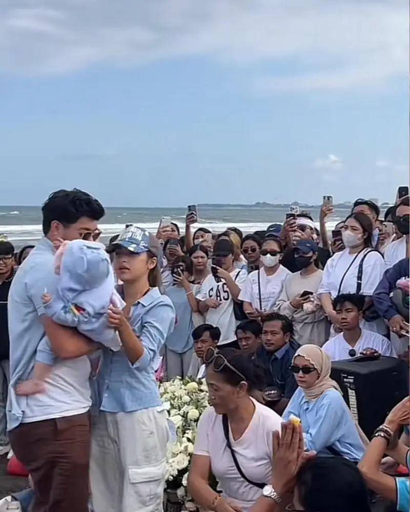 potret kedekatan Jennifer dan Diego Coppen