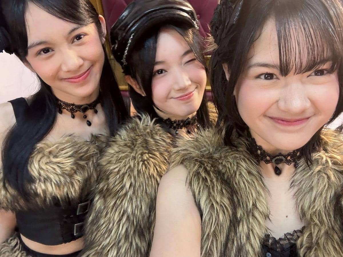 Auwia, Delynn, dan Nachia JKT48