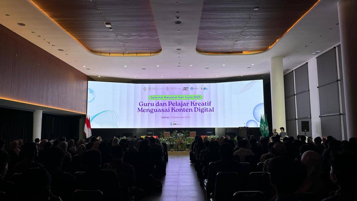 UNU Yogyakarta memfasilitasi guru menciptakan konten digital demi kemajuan pendidikan.