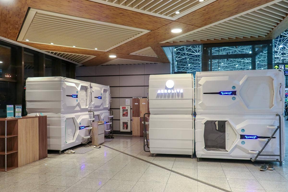 mengapa hotel capsule lebih disukai solo traveler?