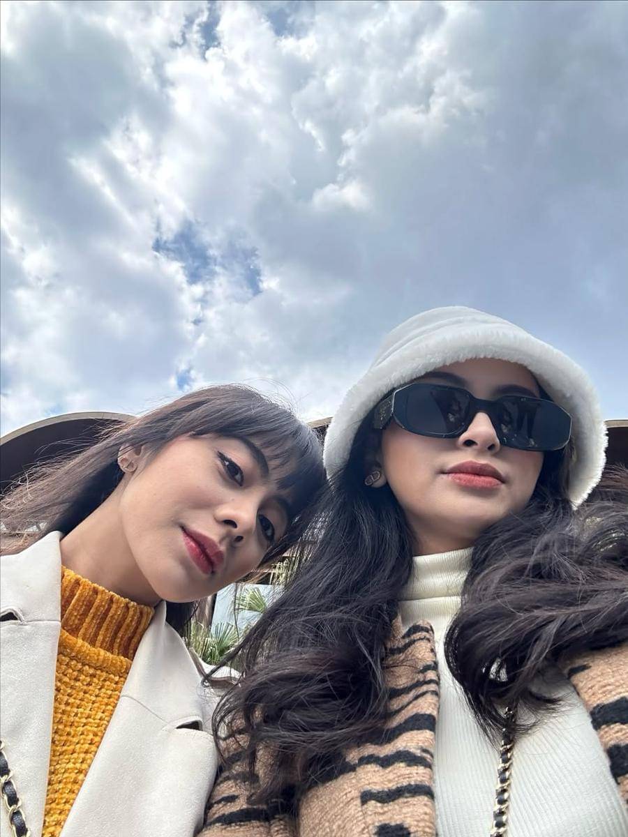 Potret Valerie Tifanka liburan ke Jepang bareng sahabat