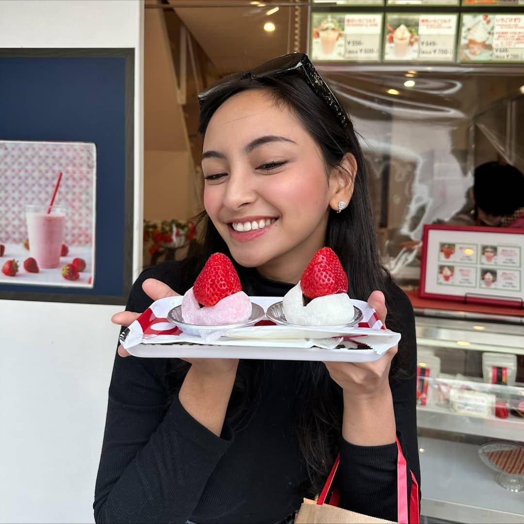 Potret Valerie Tifanka liburan ke Jepang bareng sahabat