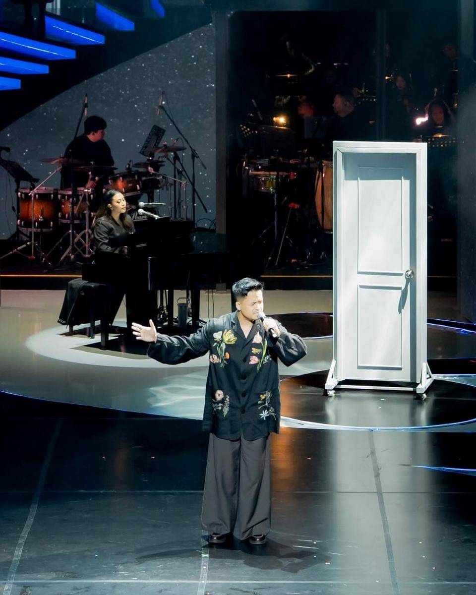 Potret Sherina jadi Pengiring Penyanyi di FFI 2025