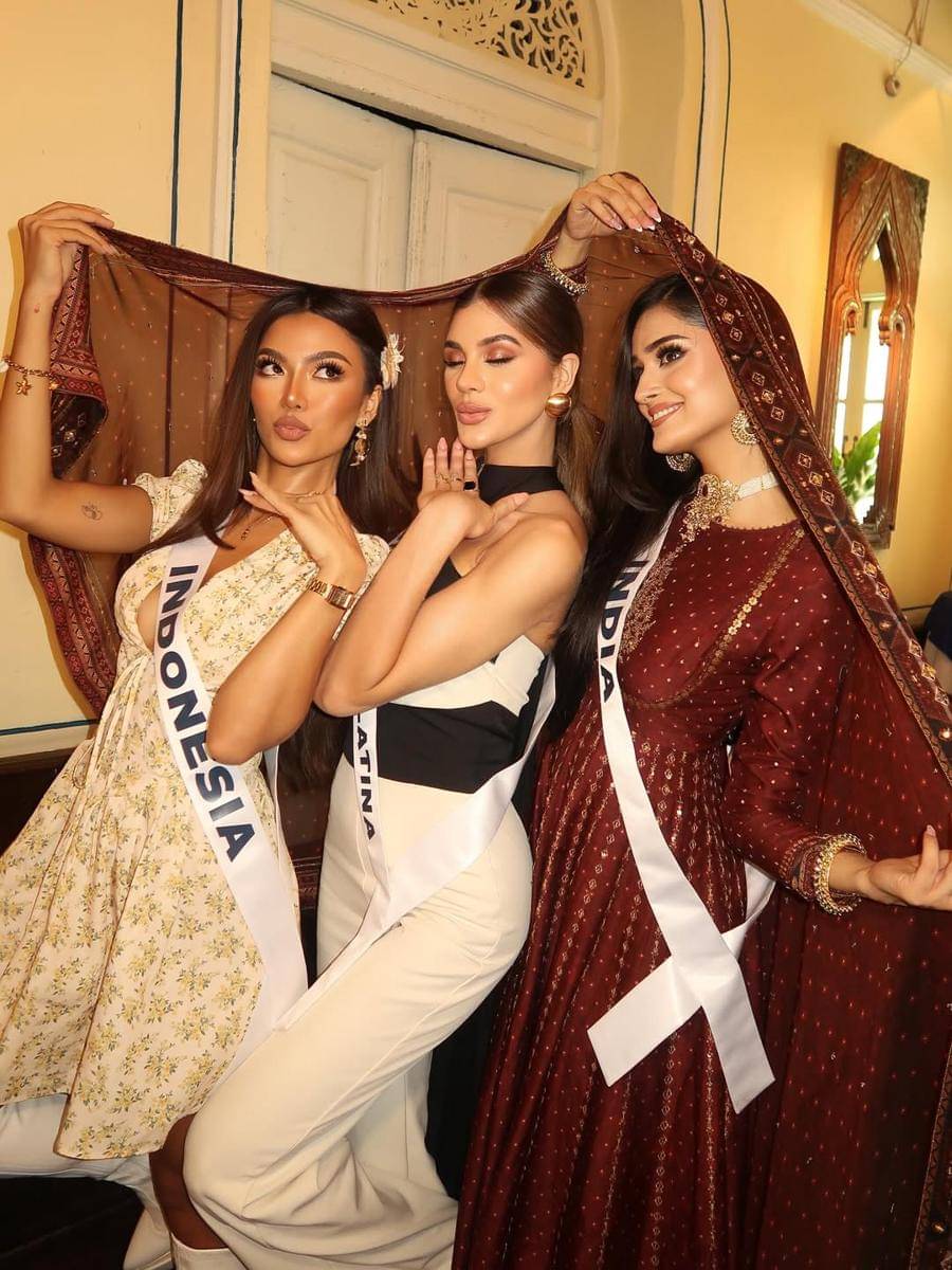 Potret Kompilasi Penampilan Sanly Liu di Karantina Miss Universe 2025