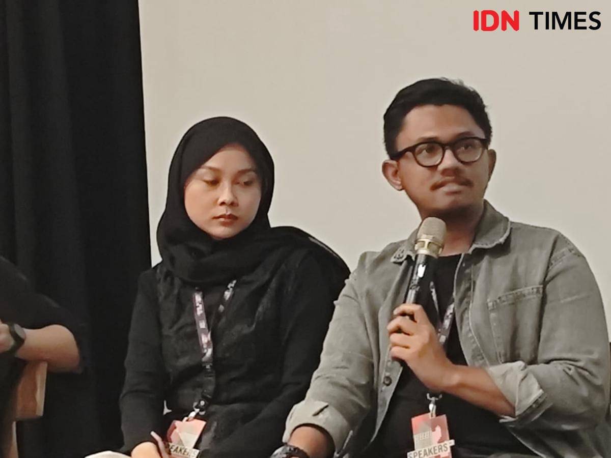 Reza Hafizh Sukamto, Head of Product Innovation & Development Male Grooming ParagonCorp dalam Design Talks berjudul Keeping the Vision Alive: The Founder's Mindset in Brand Innovation by ParagonCorp di acara ADGI Design Week 2025, Jumat (21/11/2025). (IDN Times/Febriyanti Revitasari)