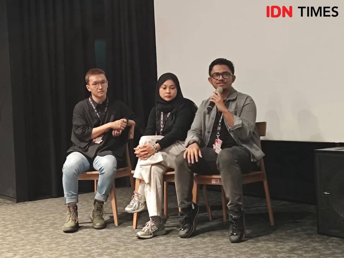 Design Talks berjudul Keeping the Vision Alive: The Founder's Mindset in Brand Innovation by ParagonCorp di acara ADGI Design Week 2025, Jumat (21/11/2025). (IDN Times/Febriyanti Revitasari)