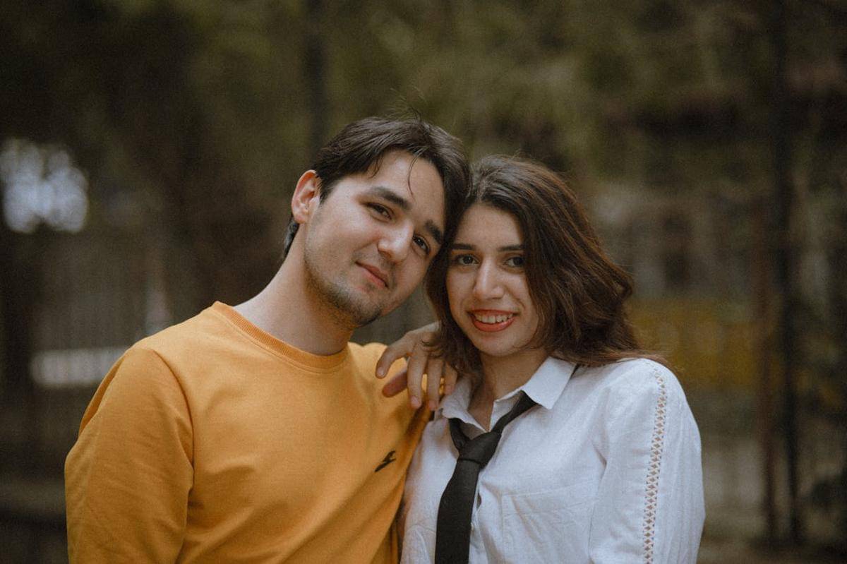 ilustrasi pasangan romantis