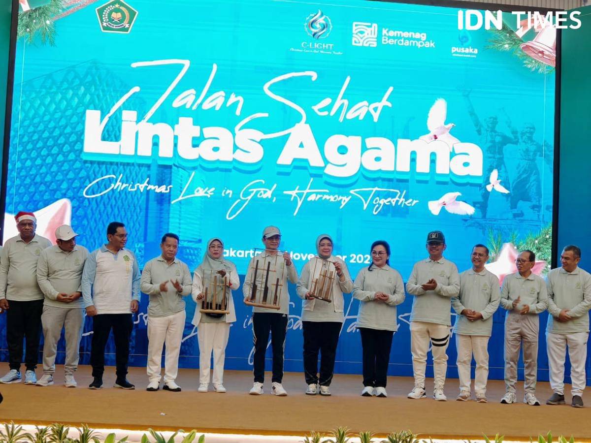 Kemenag gelar Jalan Sehat Lintas Agama (IDN Times/Ilman Nafi'an)