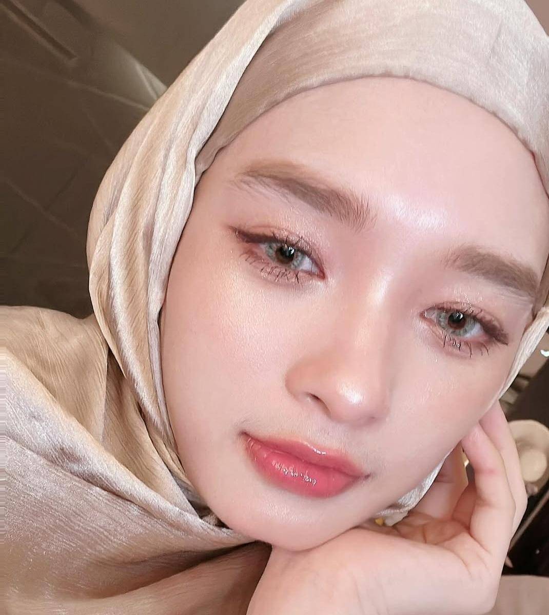 Gaya makeup Inara Rusli