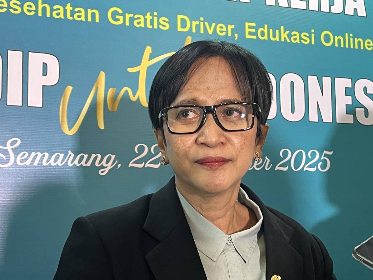 ika medica undip, sumy hastry 