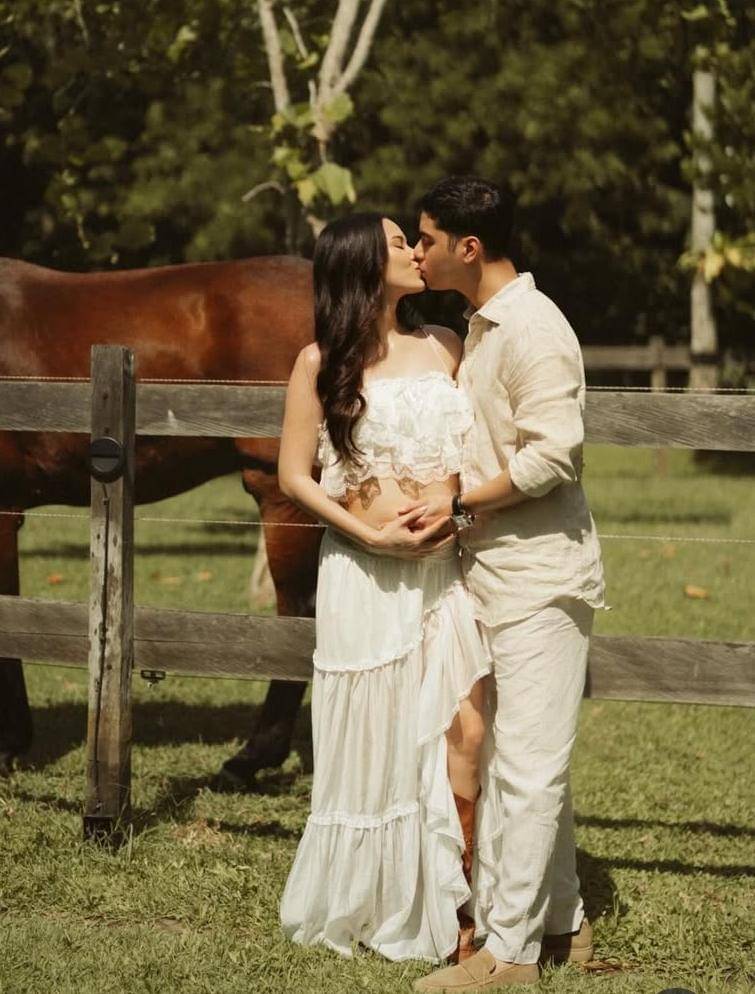 gaya maternity Alyssa Daguise