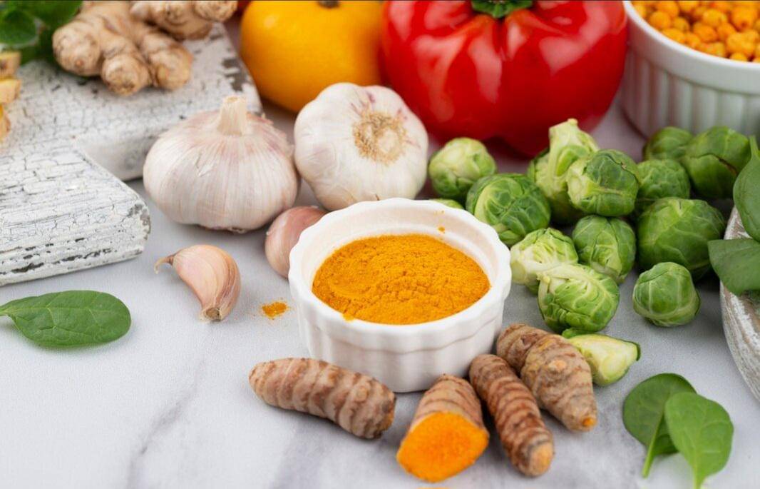 ilustrasi bumbu dasar kuning (freepik.com/freepik)