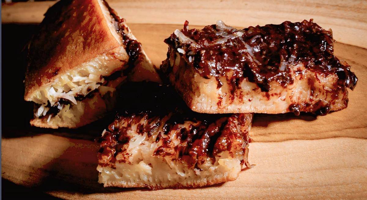 ilustrasi martabak topping coklat