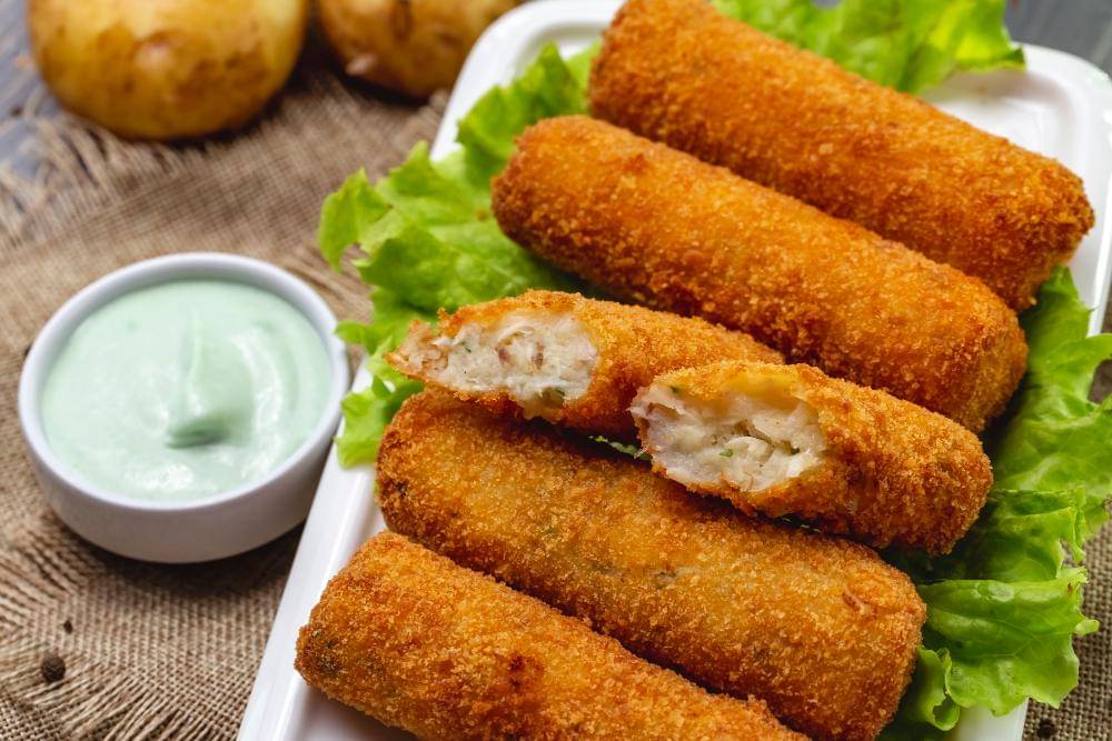 ilustrasi risoles mayo