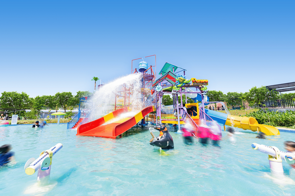 Wahana air Banyuwangi Park.