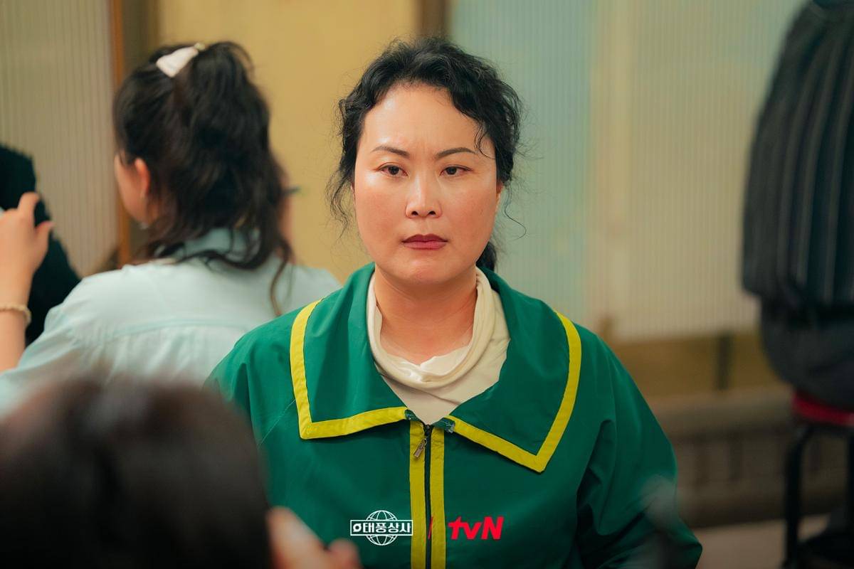 Kim Jae Hwa di Typhoon Family