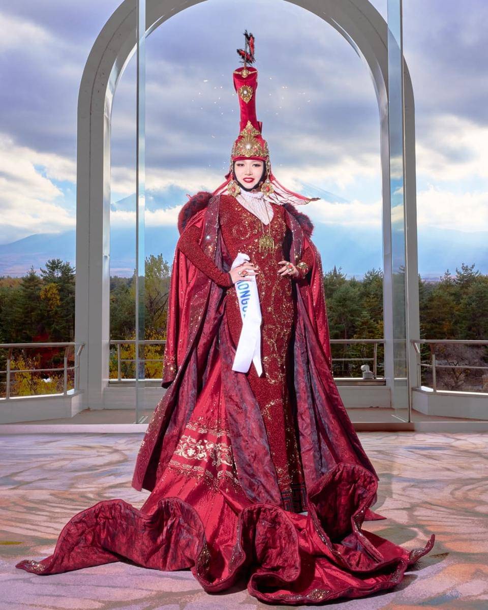 kostum nasional Miss International Mongolia 2025