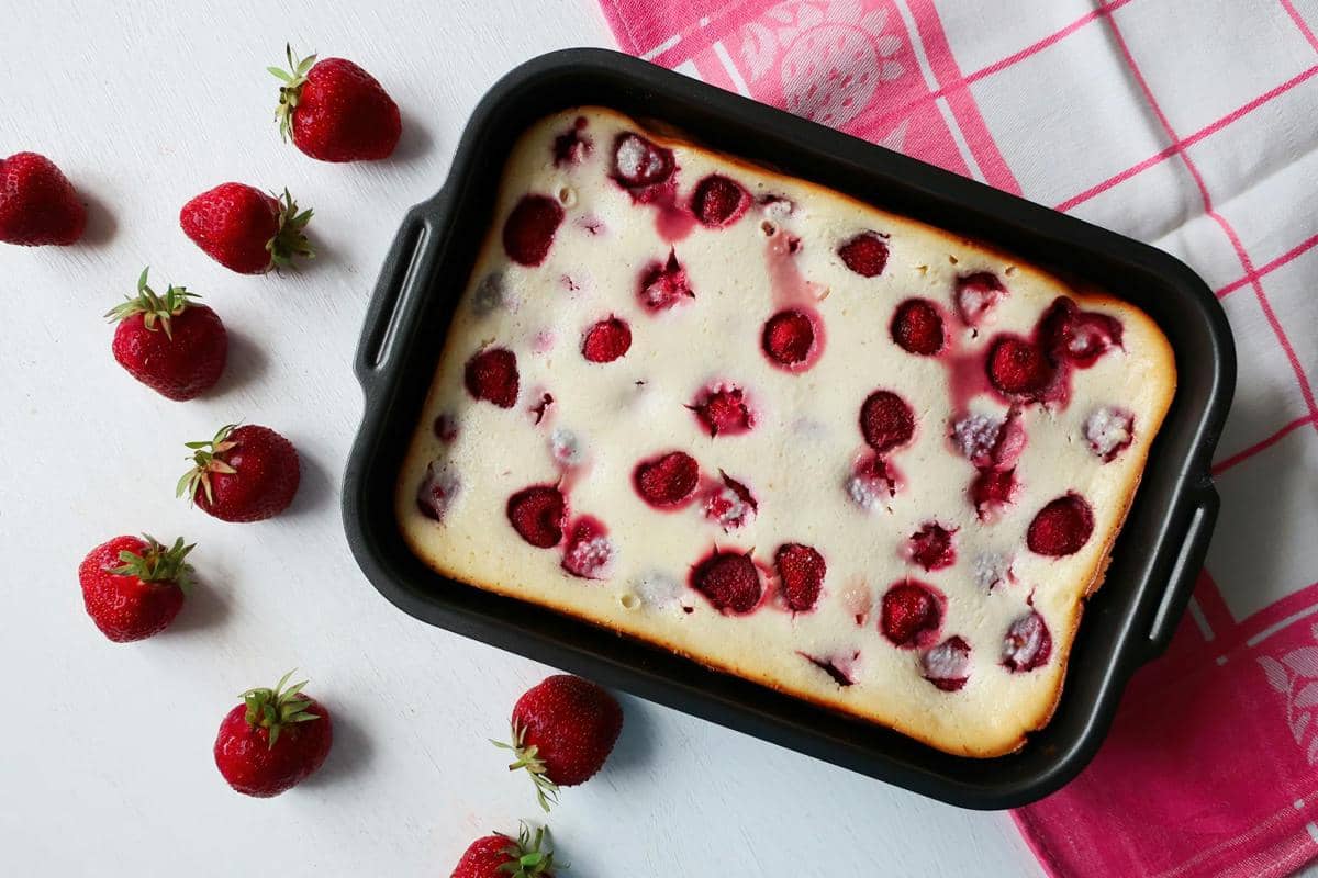 resep strawberry clafoutis