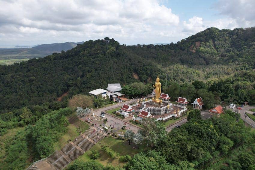 ilustrasi wisata Thailand 