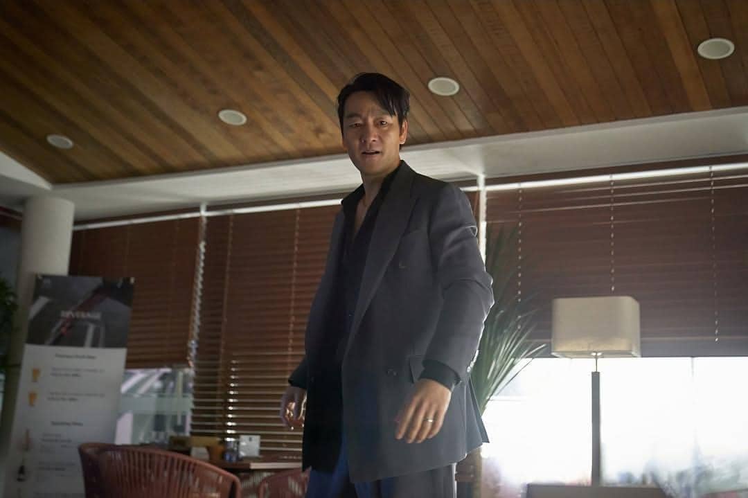 Park Hae Soo di film Lobby