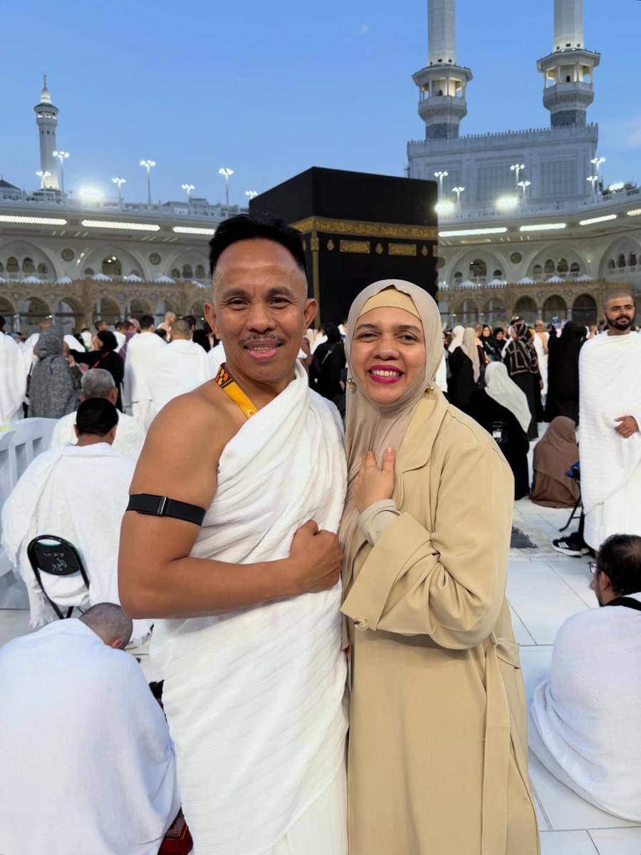 Potret keluarga Gen Halilintar umrah bareng kakek dan nenek.