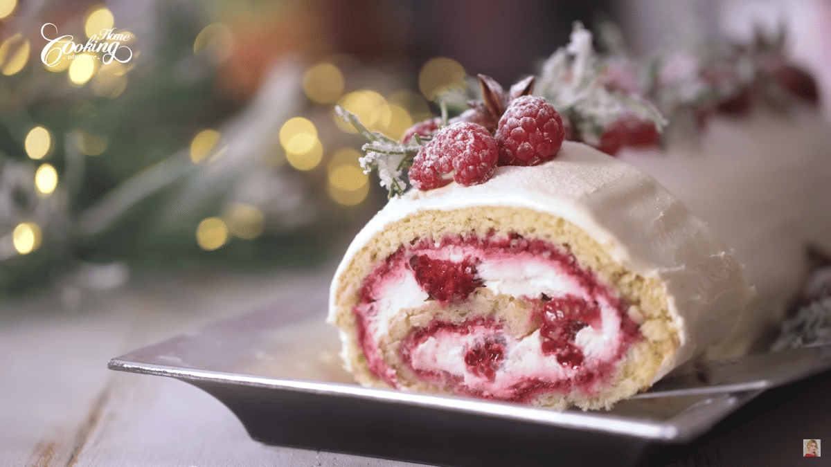 ilustrasi cake putri salju gulung