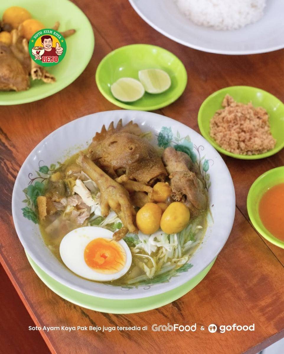 sajian Soto Ayam Koya Pak Bejo (instagram.com/sotoayambejo)