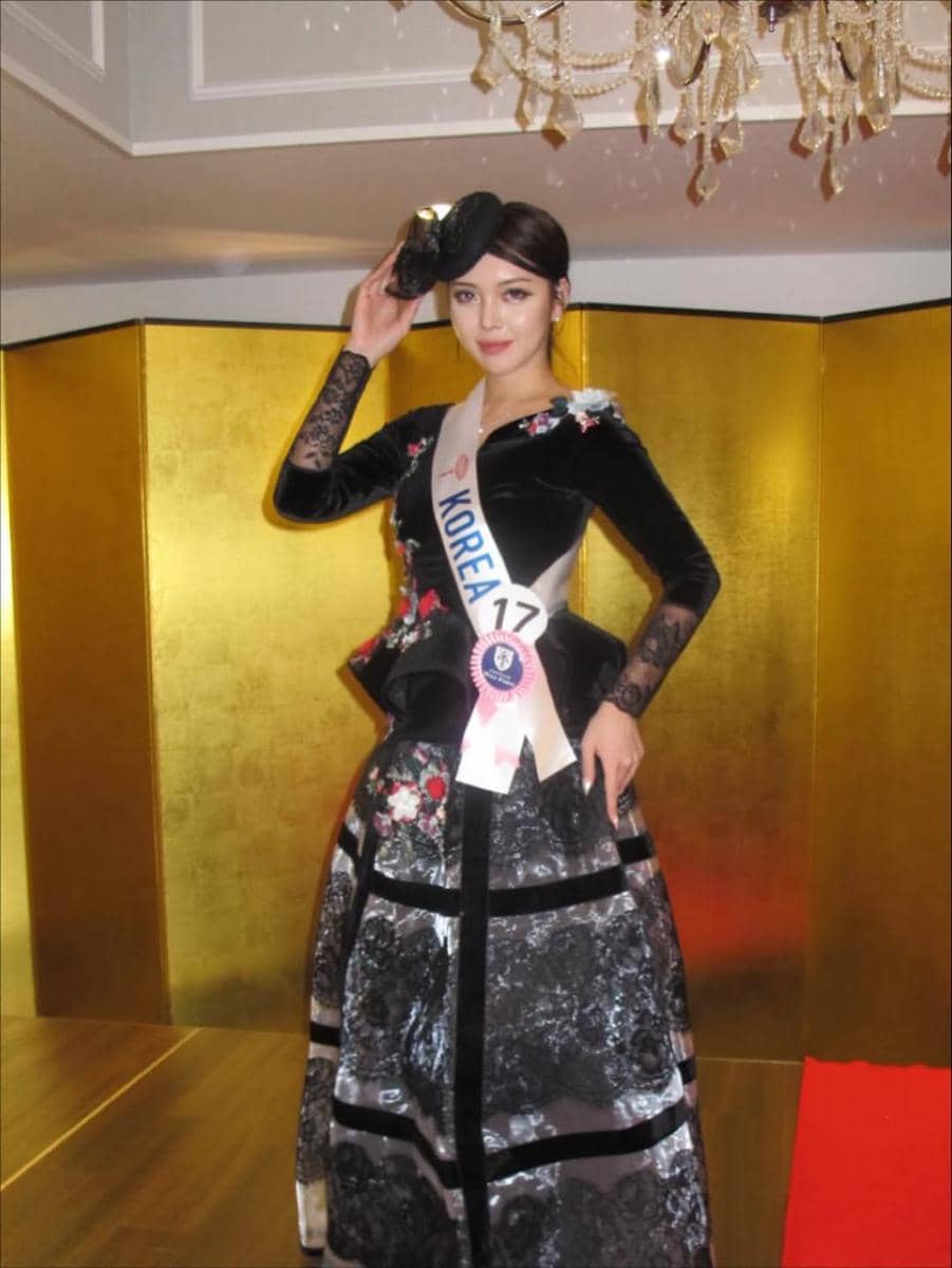 potret Jihoo Kim, Miss International Korea 2025 