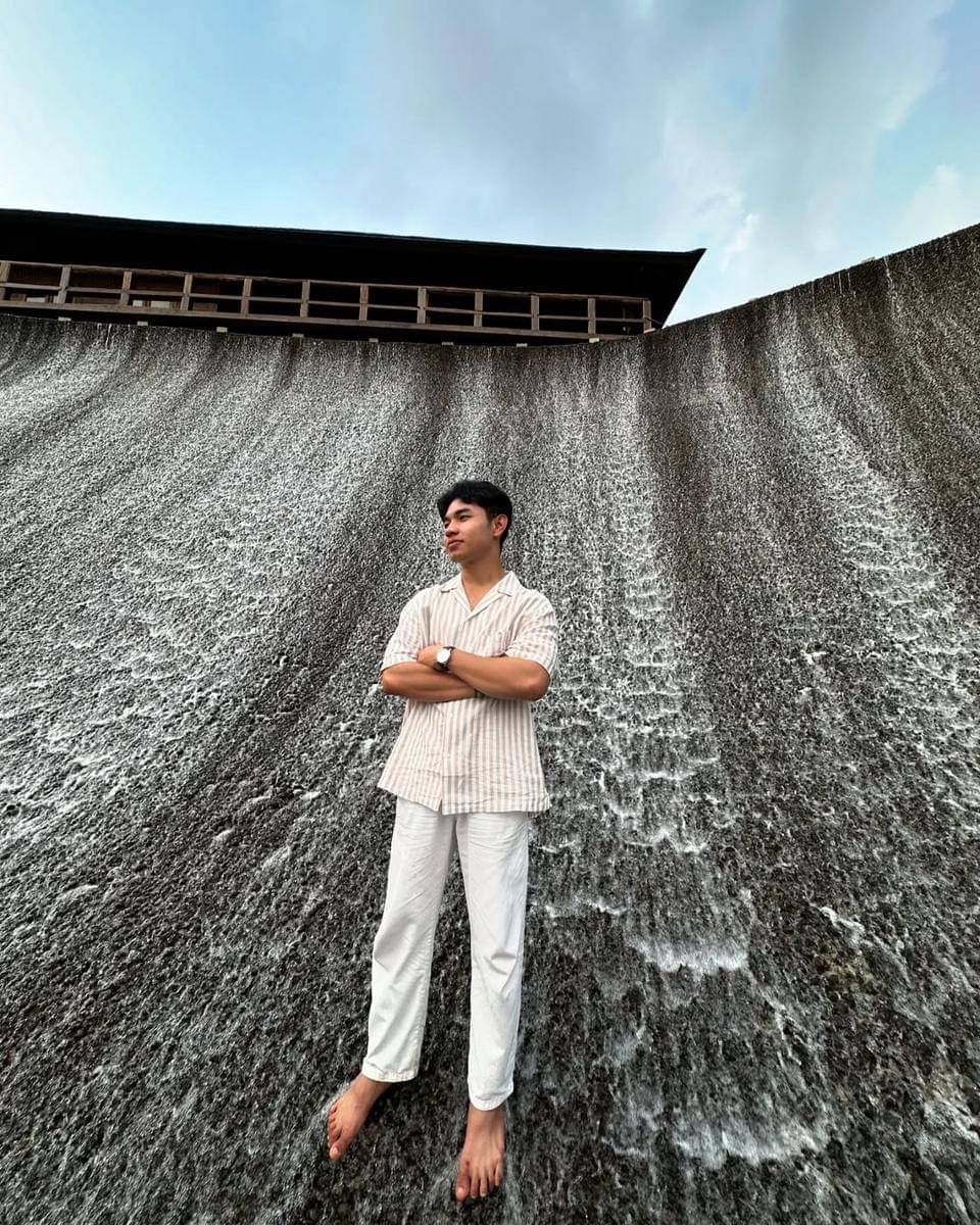 OOTD Traveling ala Fiki Naki