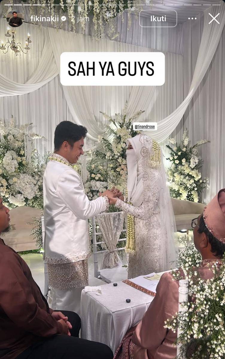 potret pernikahan Fiki Naki dan Tinandrose 