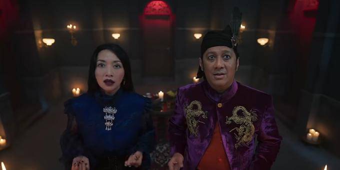 cuplikan film Cosmic 8 Revolution: Santet K4bin3t 