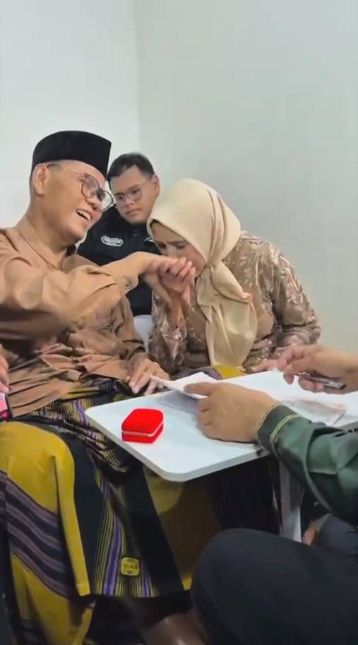 Pernikahan Fahmi Bo dan Mantan Istri (instagram.com/raffinagita1717)