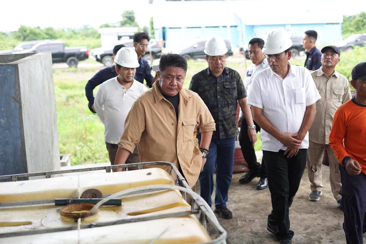 Gubernur Sumsel Herman Deru saat meninjau kawasan KEK TAA.